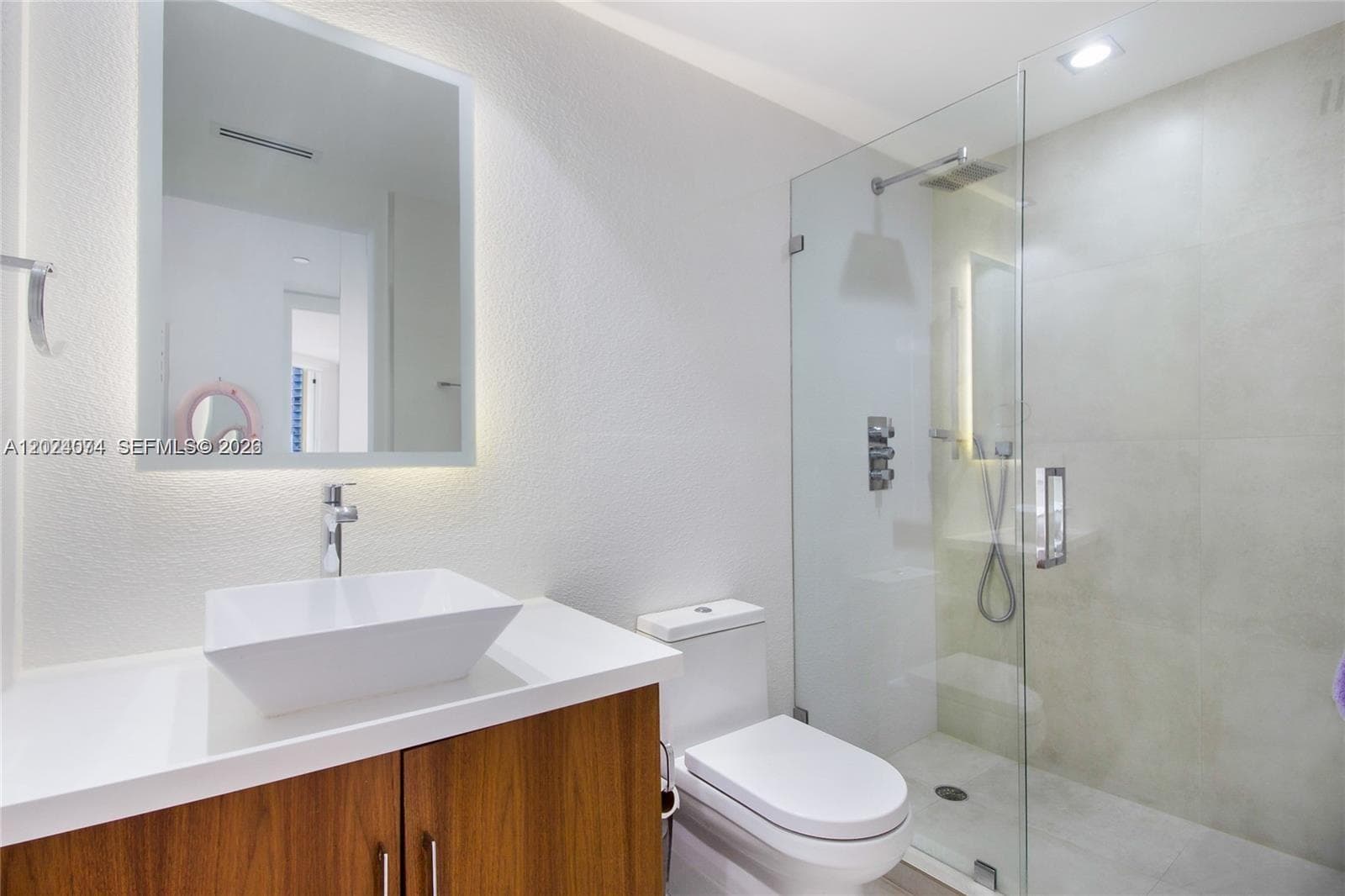888 Brickell Key Dr 712 photo 5