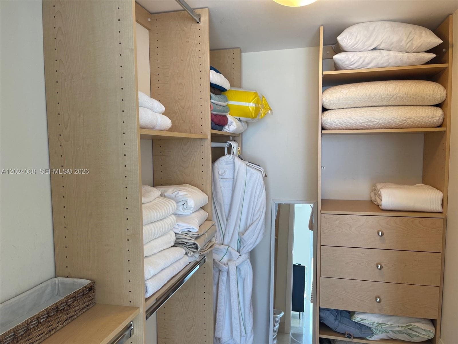 1830 Ocean Dr 3407 photo 22