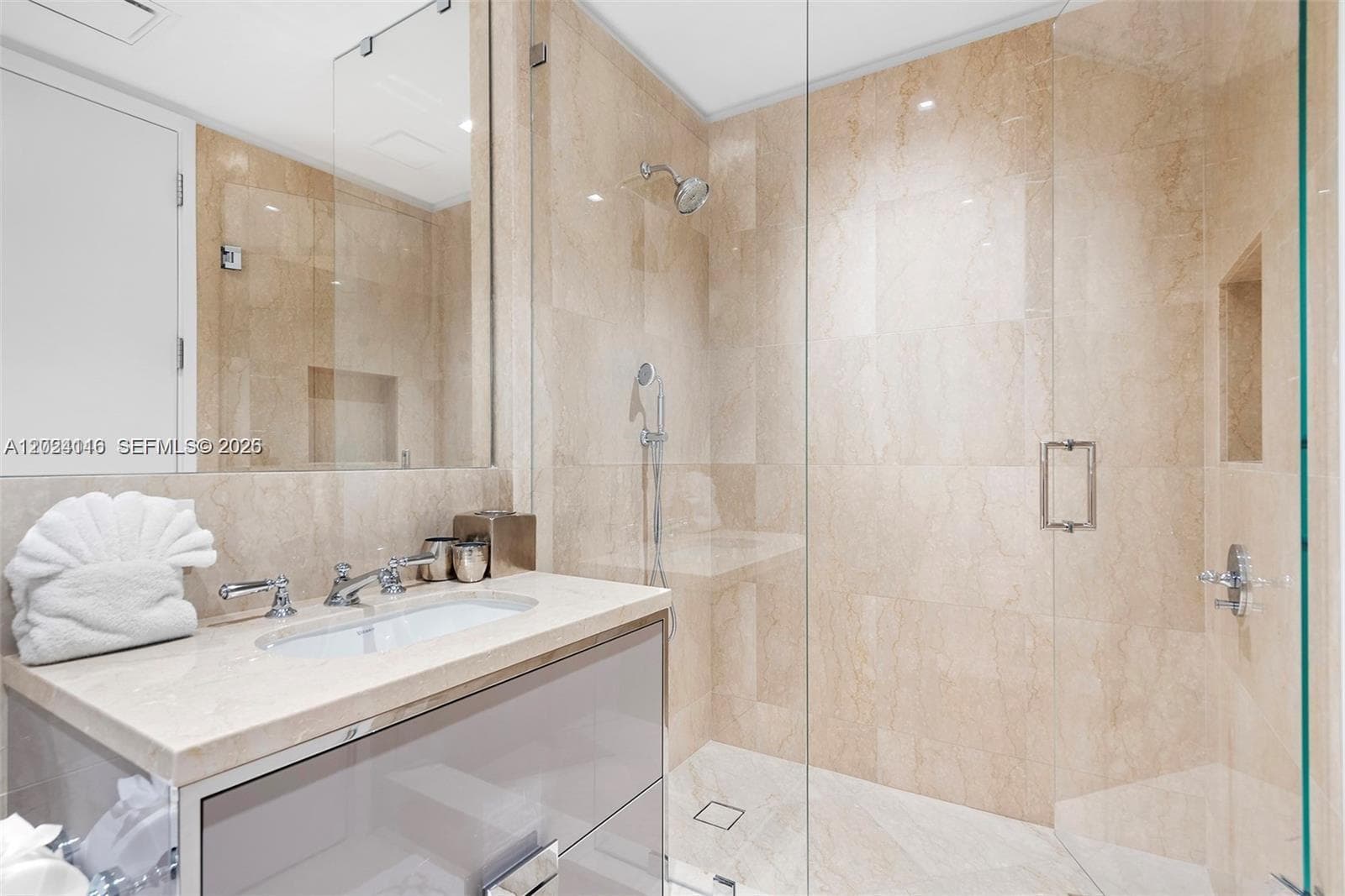 15701 Collins Ave 4105 photo 24
