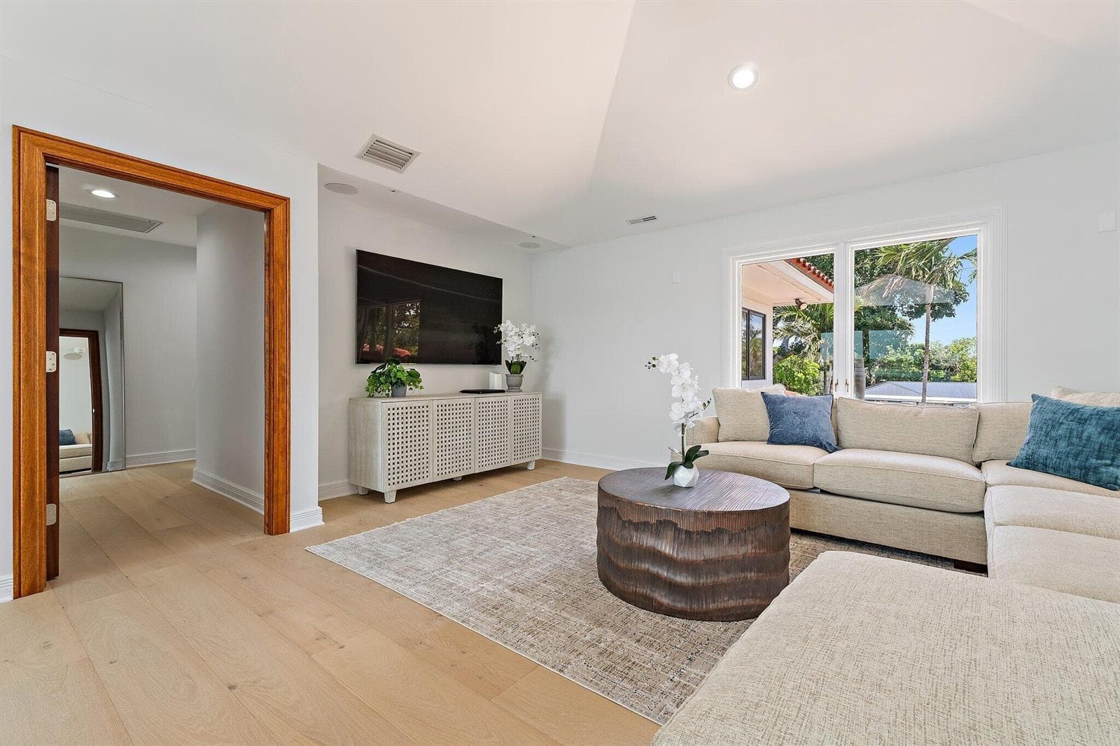 9 N River Road photo 16