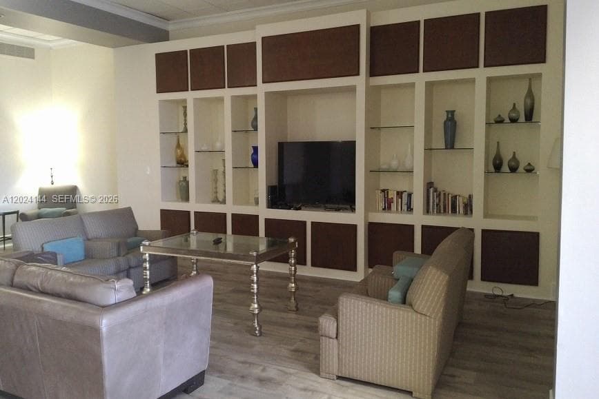 5600 Collins Ave 4U photo 5
