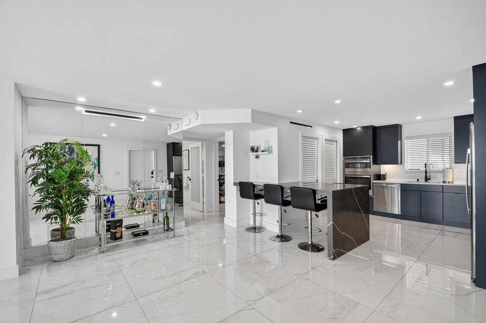 301 Lake Shore Drive 801 photo 12