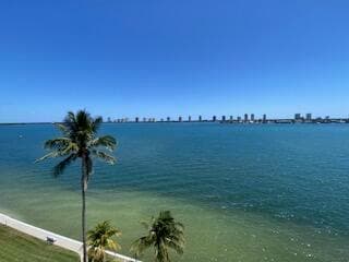 301 Lake Shore Drive 801 photo 1