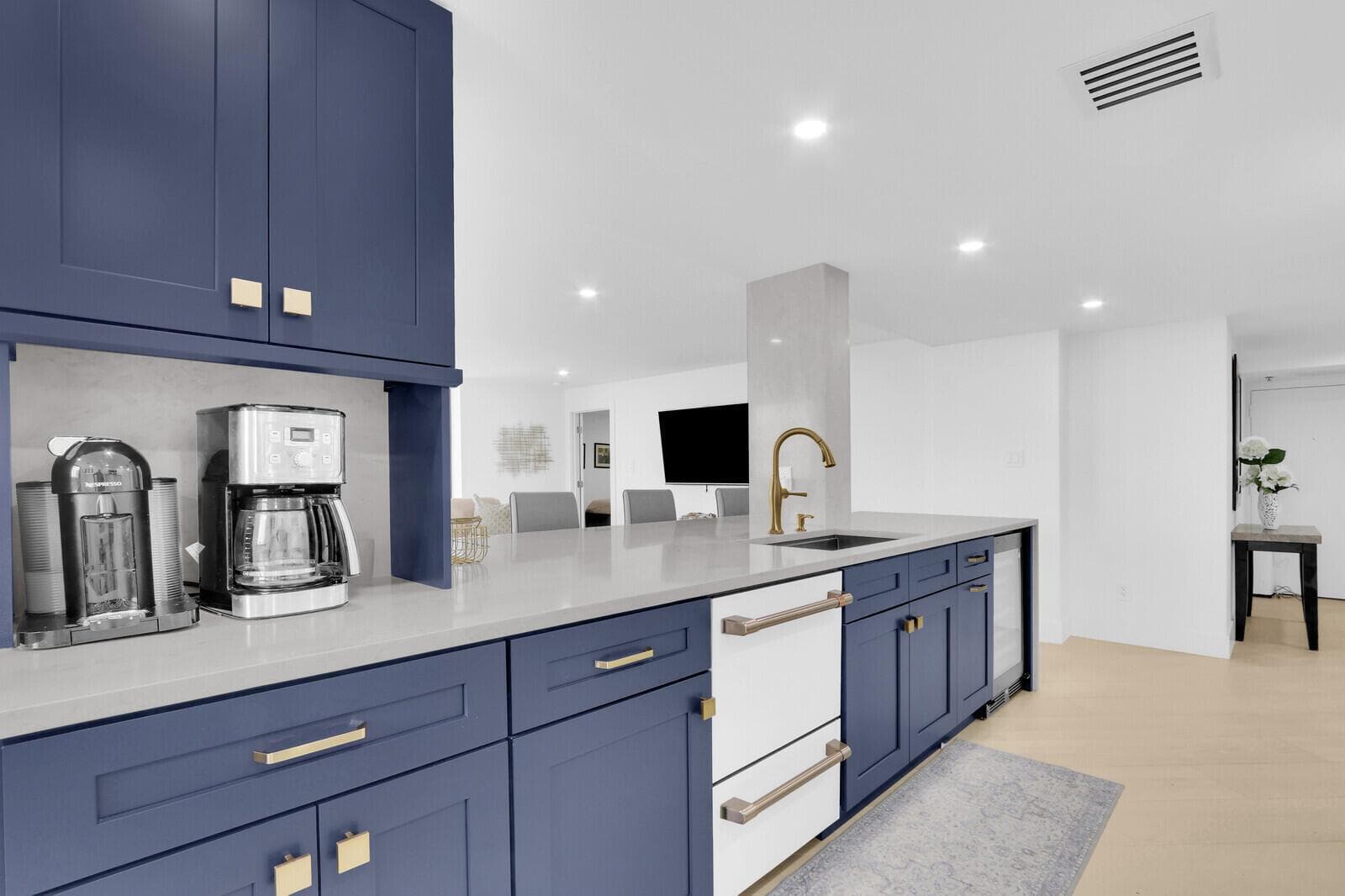 5380 N Ocean Drive 17e photo 7