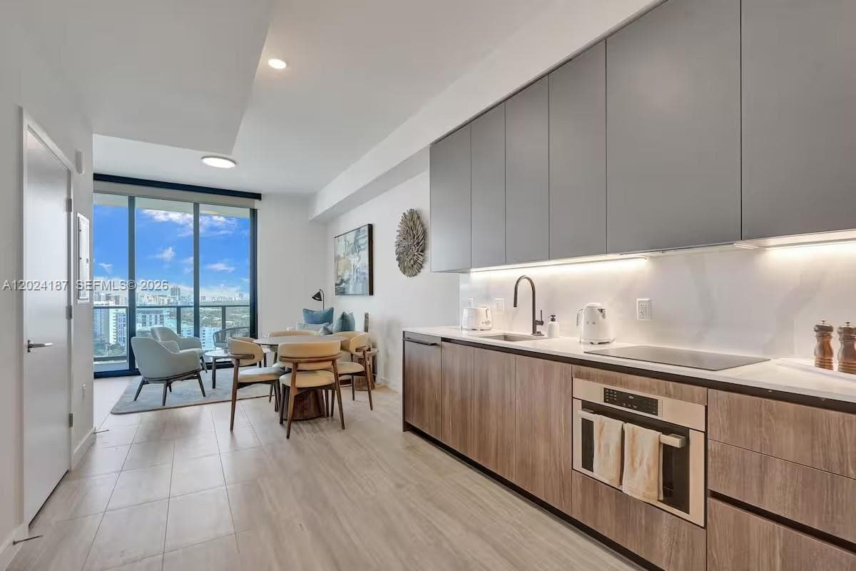 580 72 ST 1804 photo 22