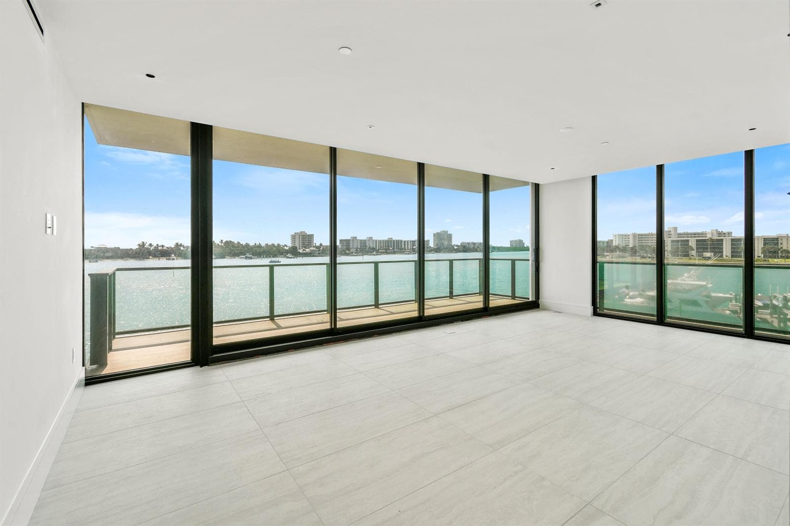 12450 SE Crystal Cove Place 13 photo 21