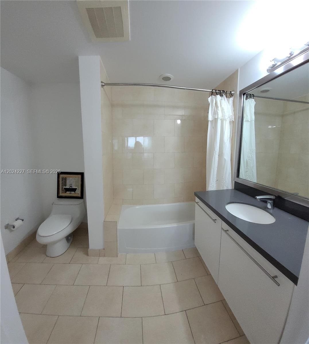 90 SW 3rd St 2208 photo 23