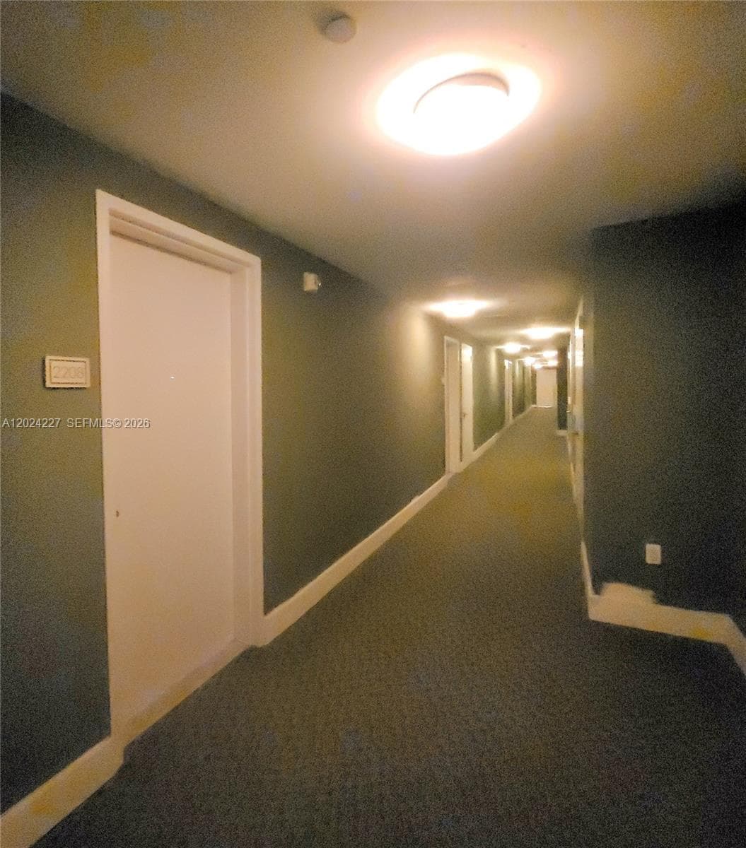 90 SW 3rd St 2208 photo 7