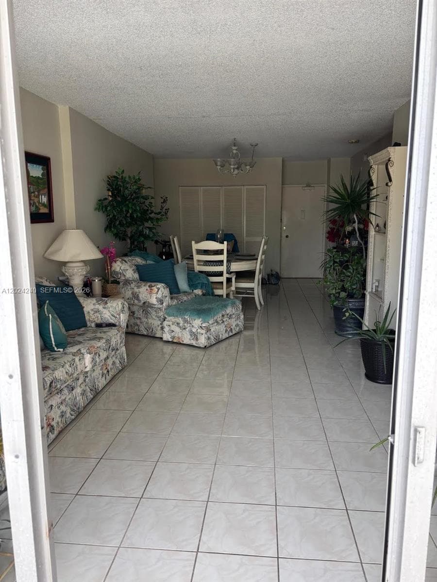 1985 Ocean Dr 3B photo 2