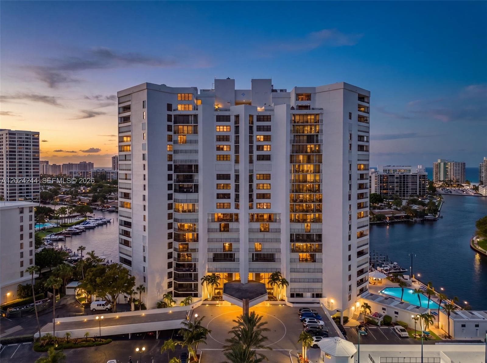 300 Three Islands Blvd 710 photo 1