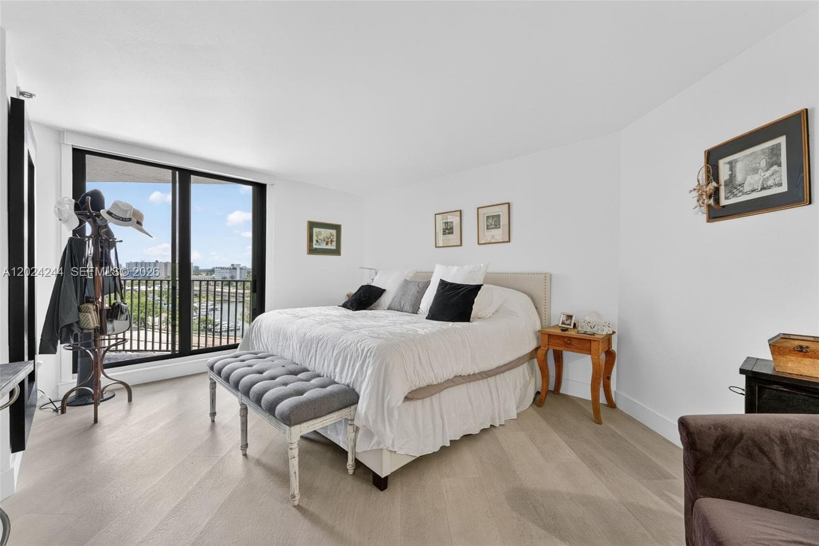 300 Three Islands Blvd 710 photo 11