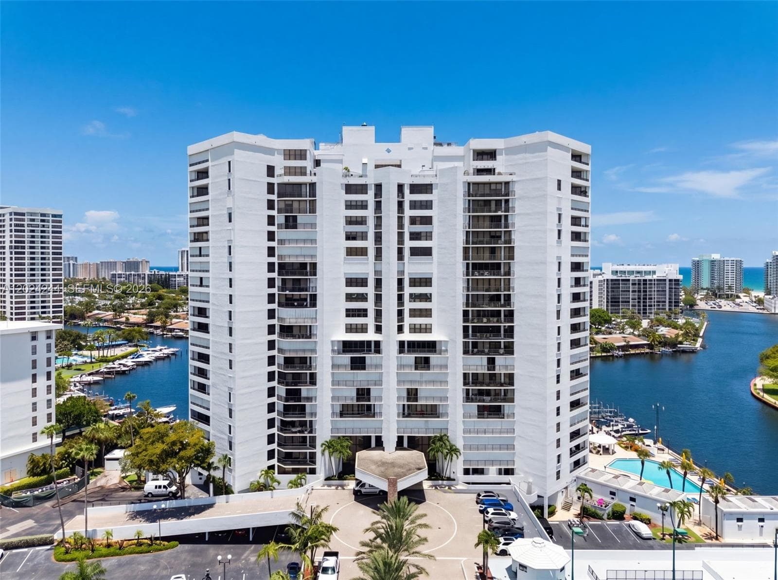 300 Three Islands Blvd 710 photo 21