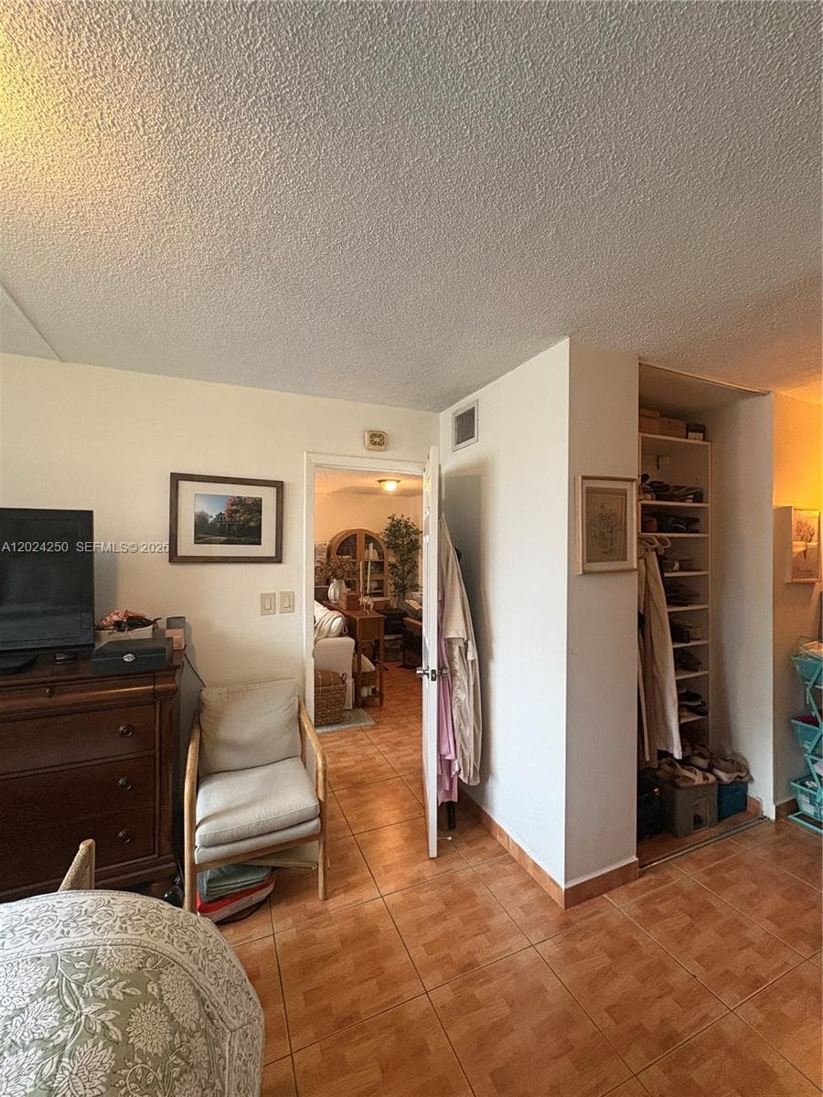 3551 169th St 104 photo 17