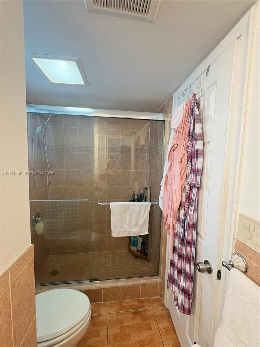 3551 169th St 104 photo 22