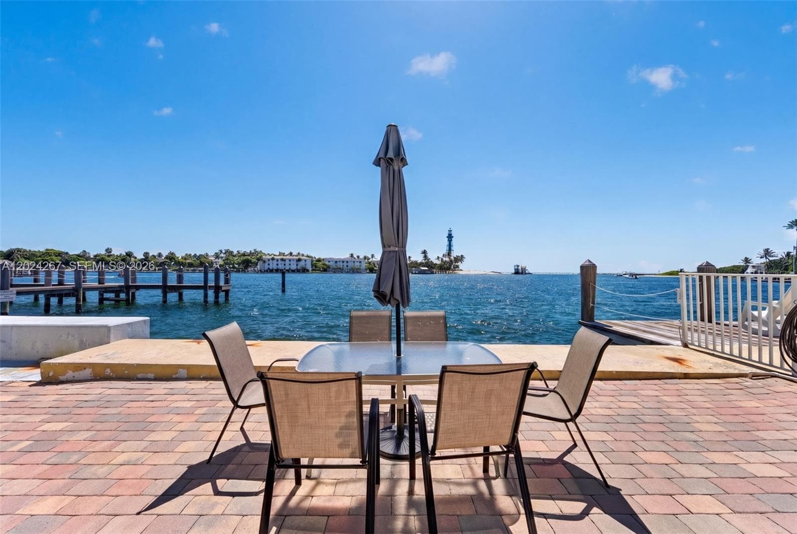 2508 Bay Dr 112 photo 14