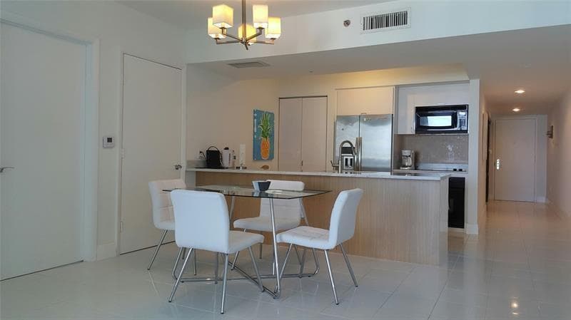 1830 S Ocean Drive 3210 photo 4