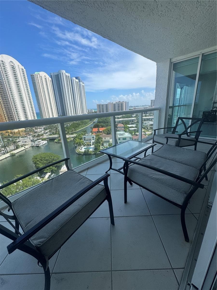 16400 Collins Ave 1242 photo 5