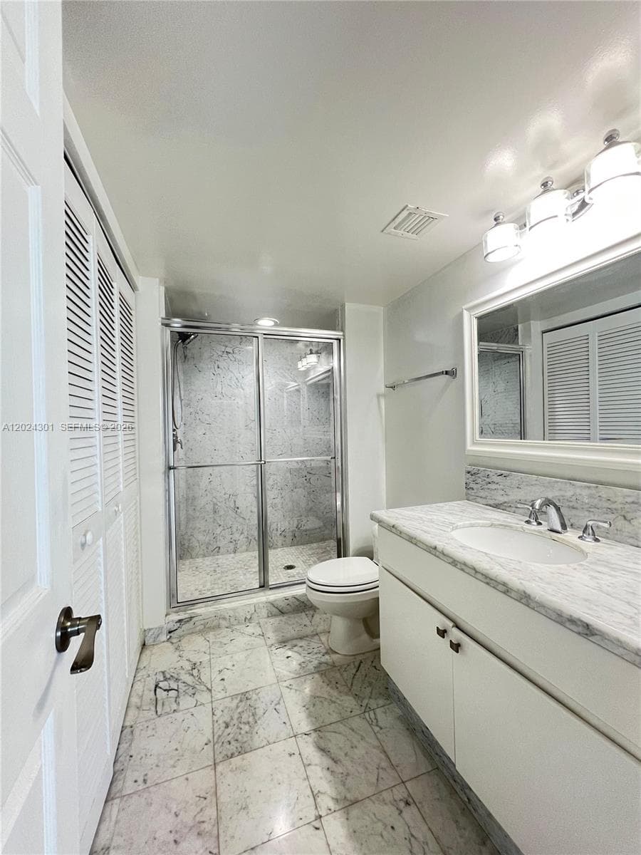 16400 Collins Ave 1242 photo 10
