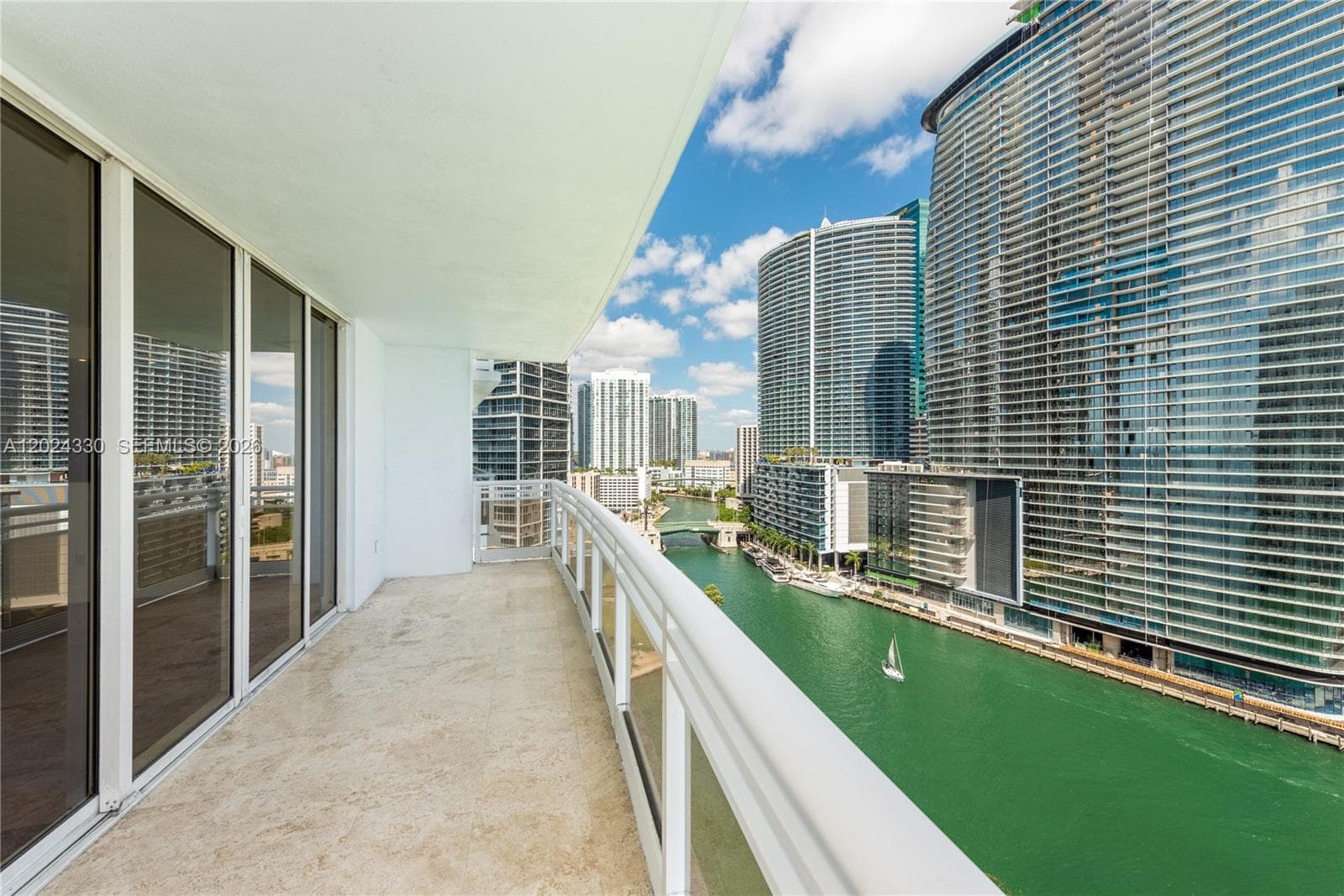 901 Brickell Key Blvd 2006 photo 8