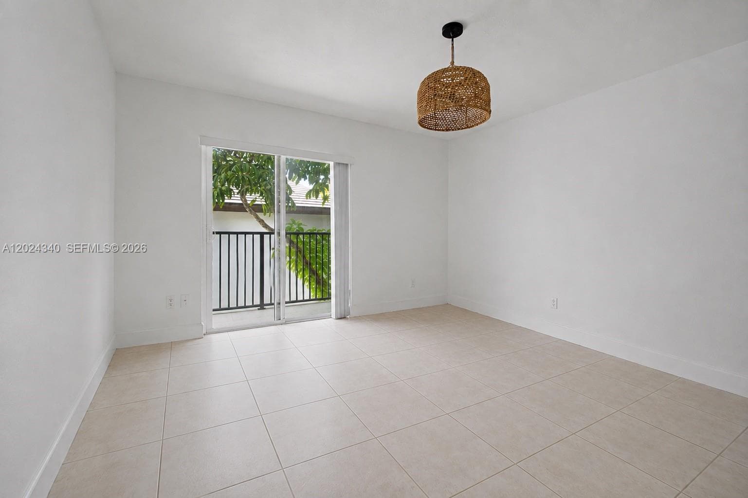 6815 Edgewater Dr 201 photo 6