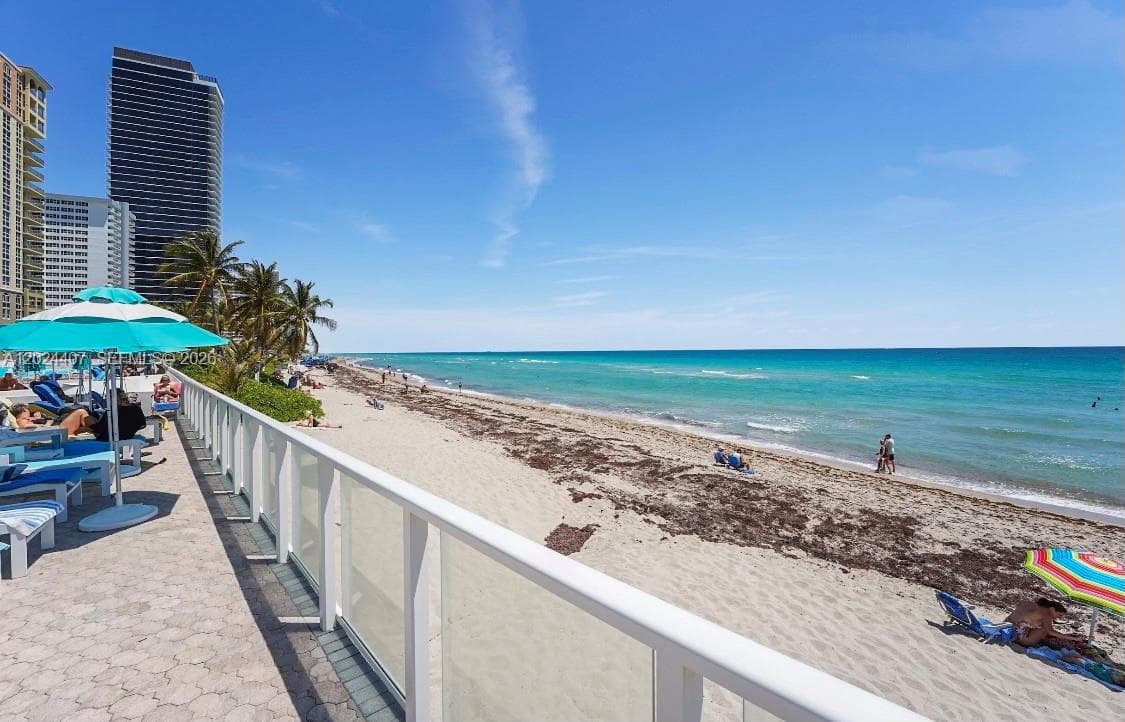 3140 Ocean Dr 2406 photo 24