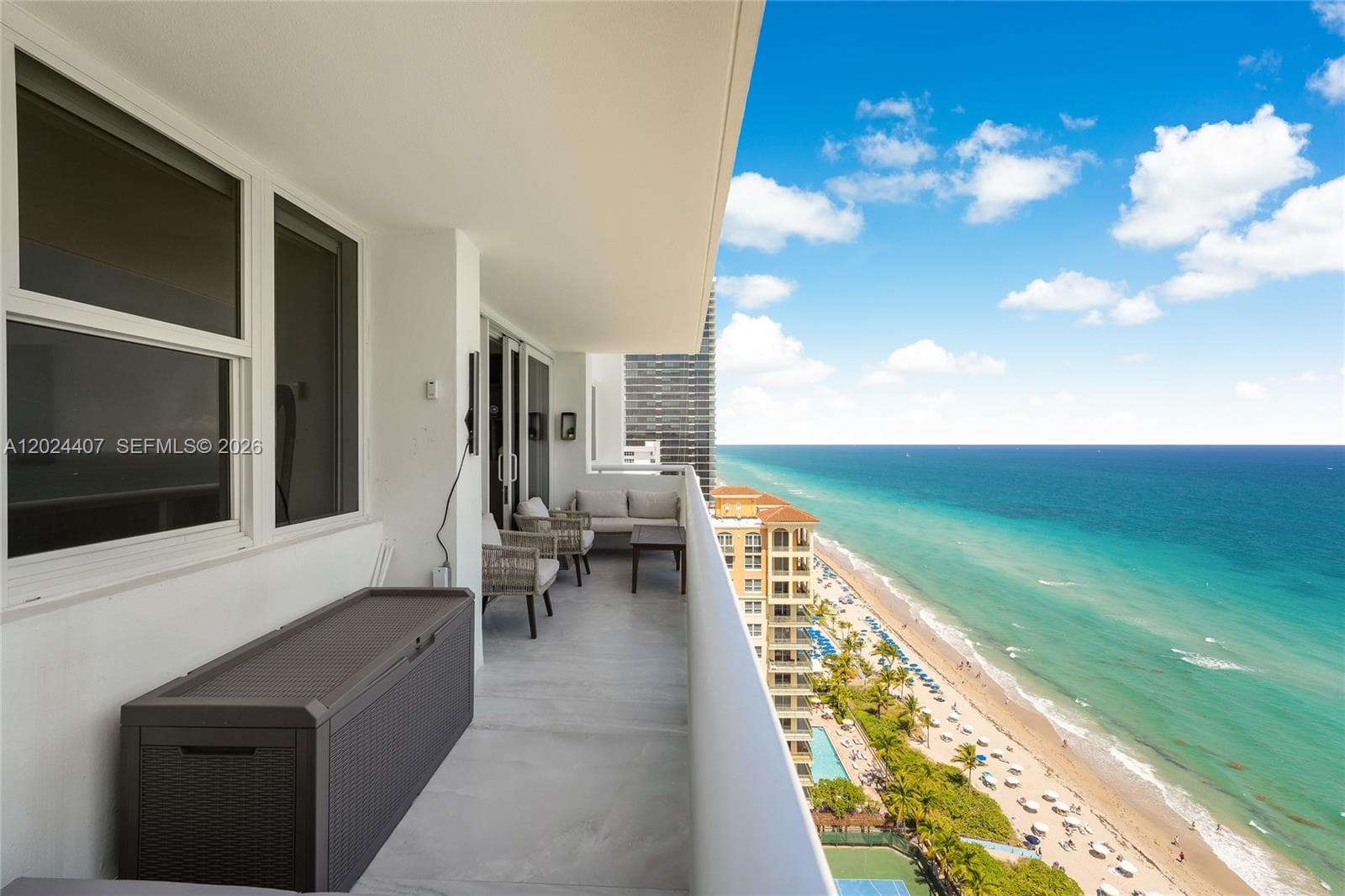 3140 Ocean Dr 2406 photo 10