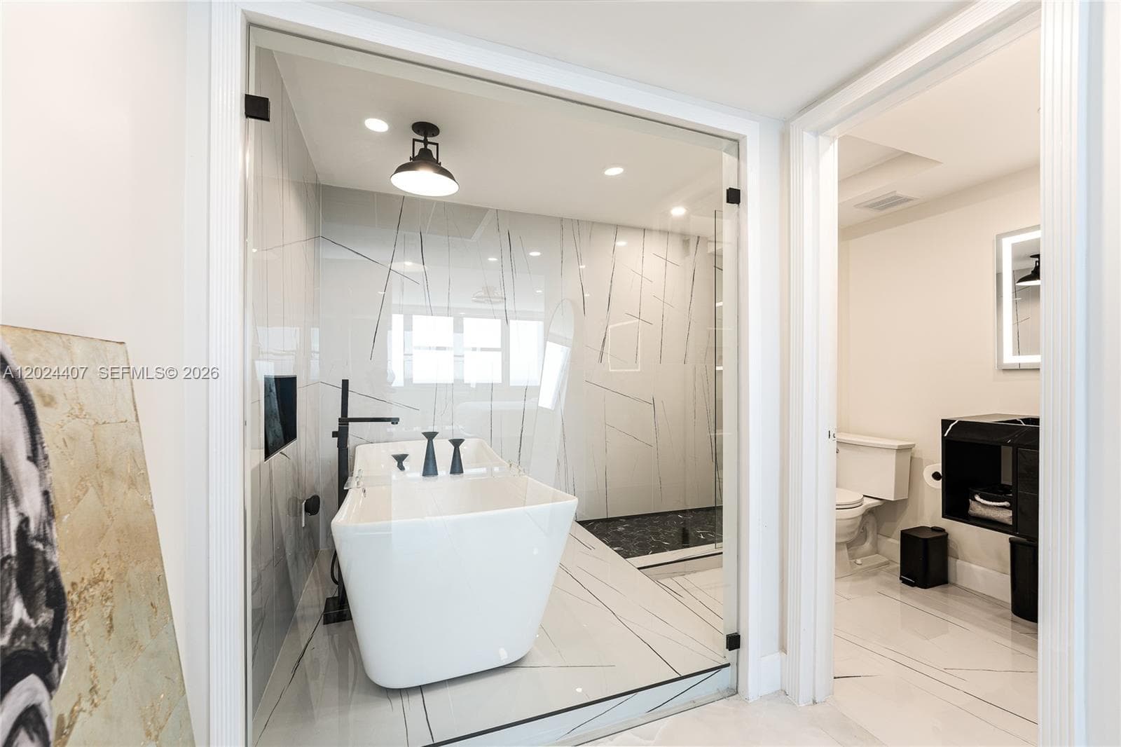 3140 Ocean Dr 2406 photo 15