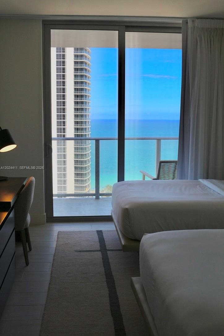 4010 Ocean Dr R2607 photo 18