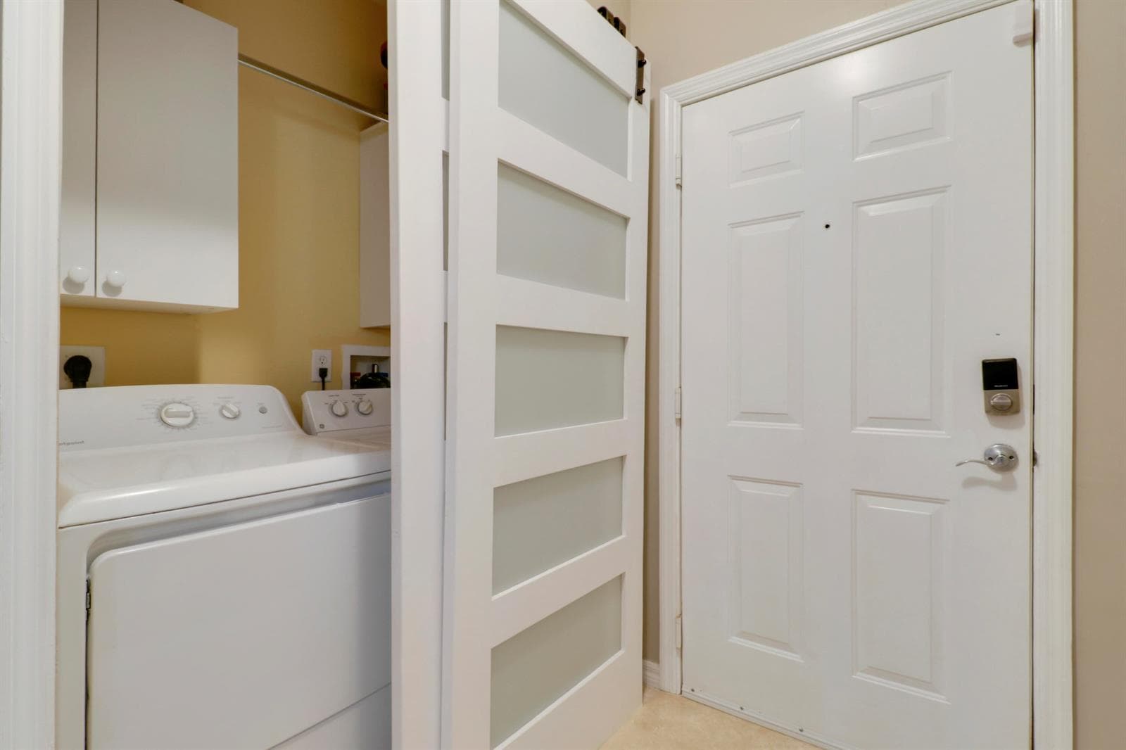 806 E Windward Way 102 photo 25