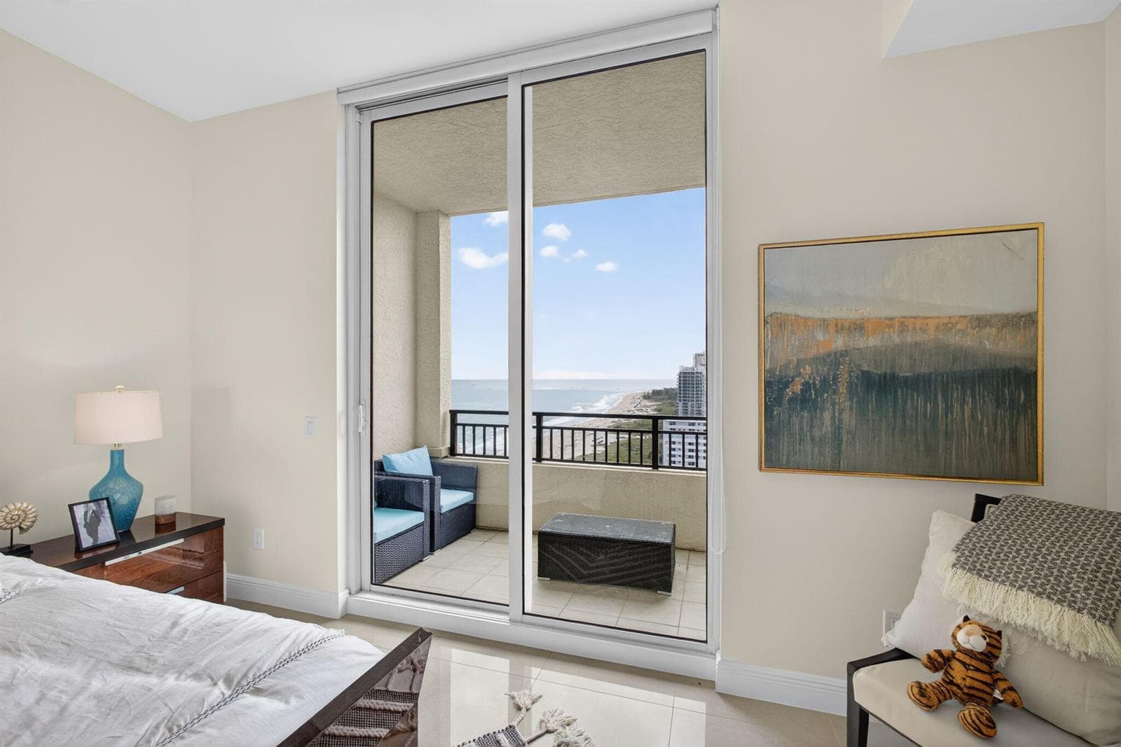 3800 N Ocean Drive 2050 photo 17