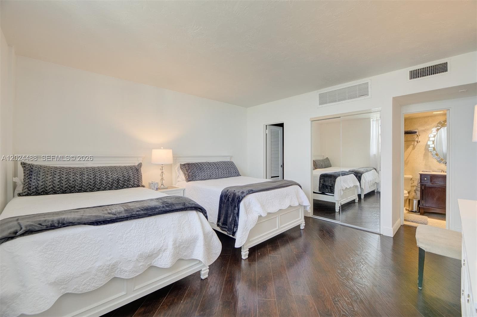 3801 Ocean Drive 5L photo 7