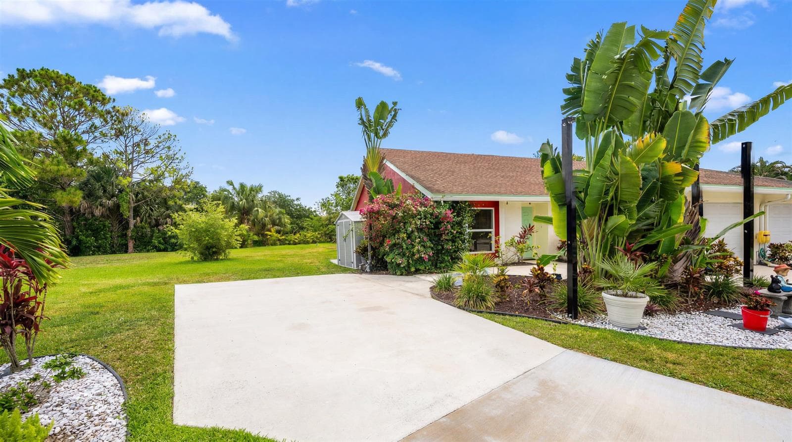 12438 Guilford Way photo 5