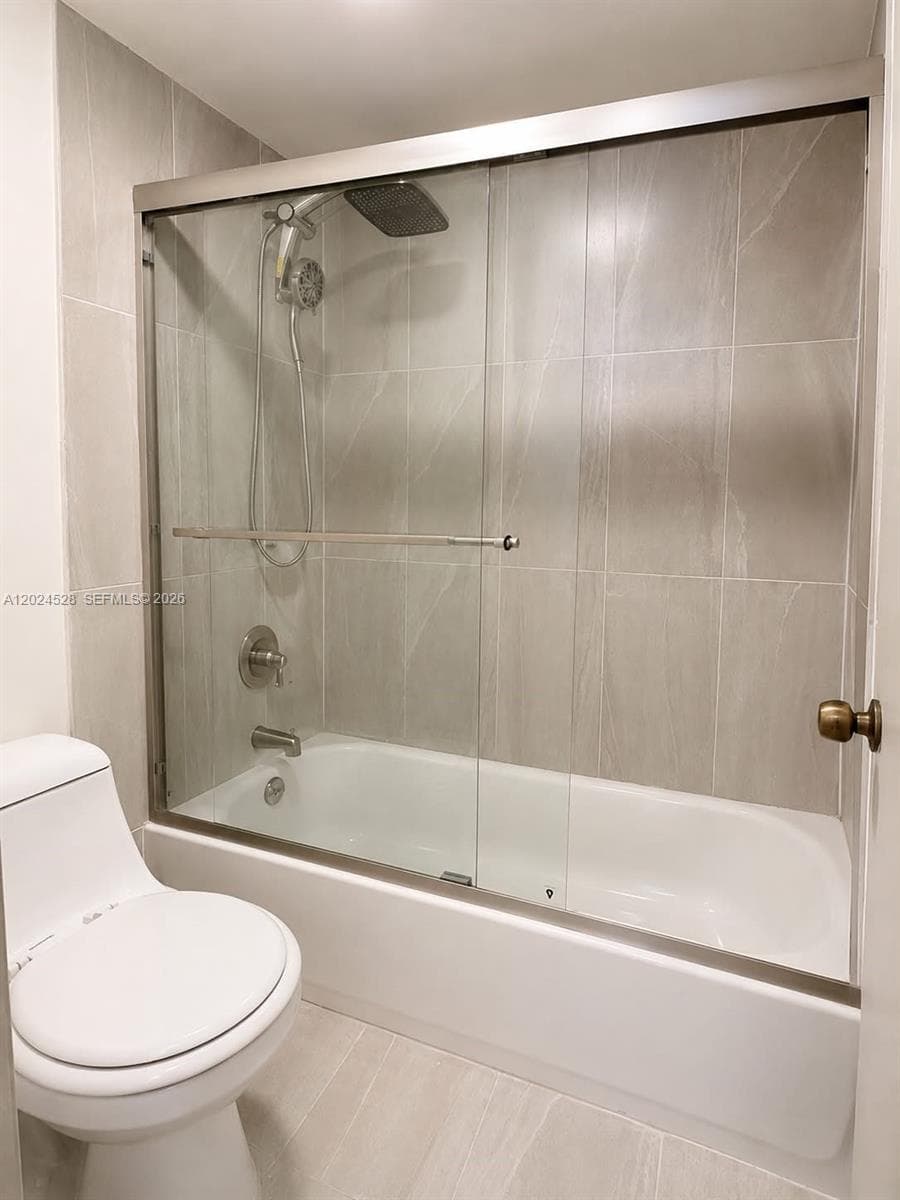 2350 135th St 206 photo 6