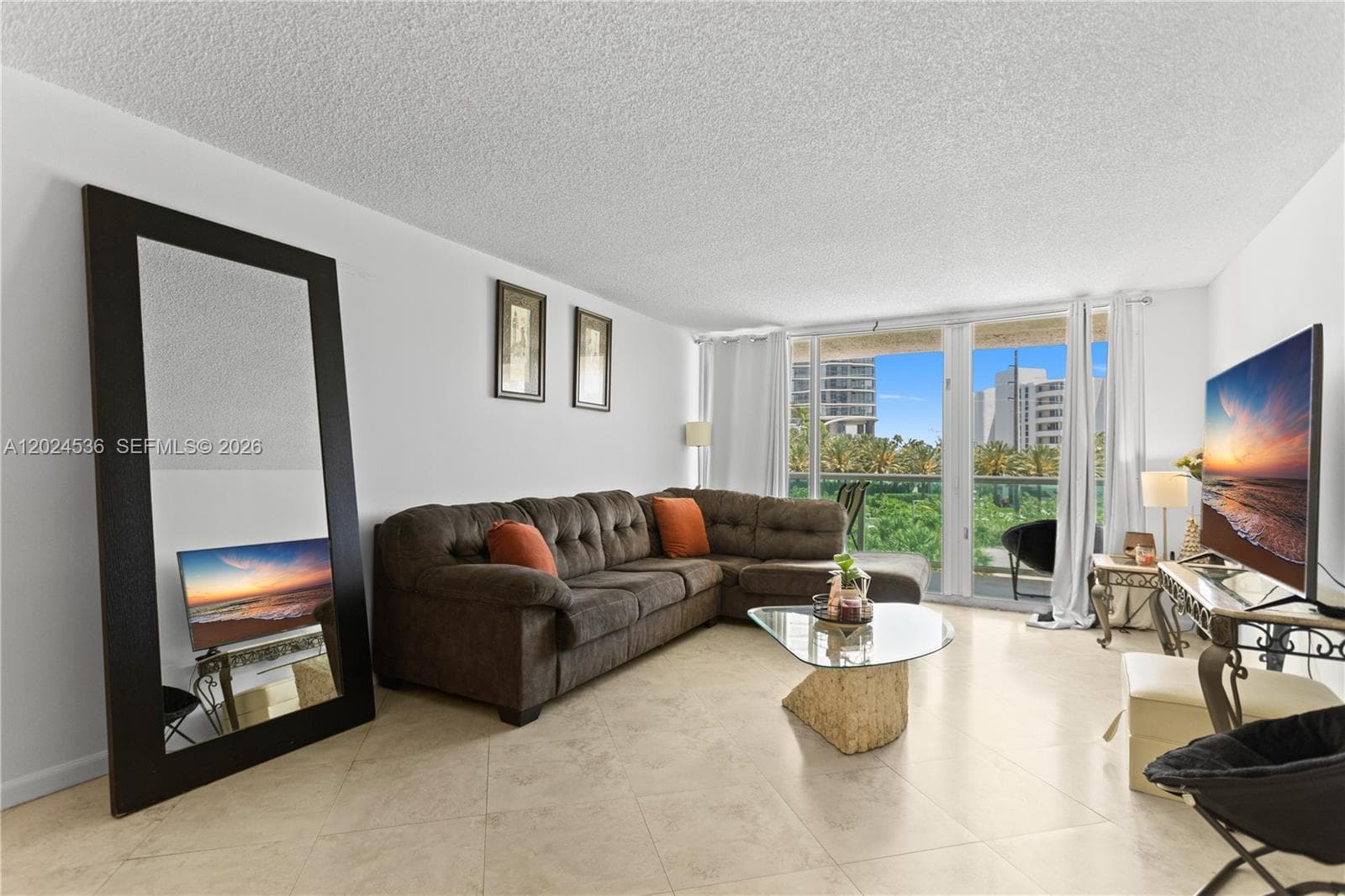 100 Bayview Dr 307 photo 5