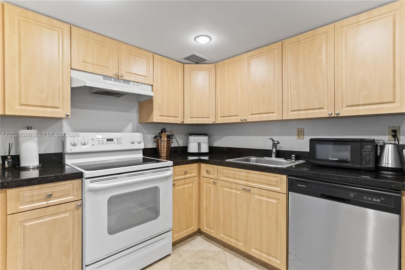 100 Bayview Dr 307 photo 10