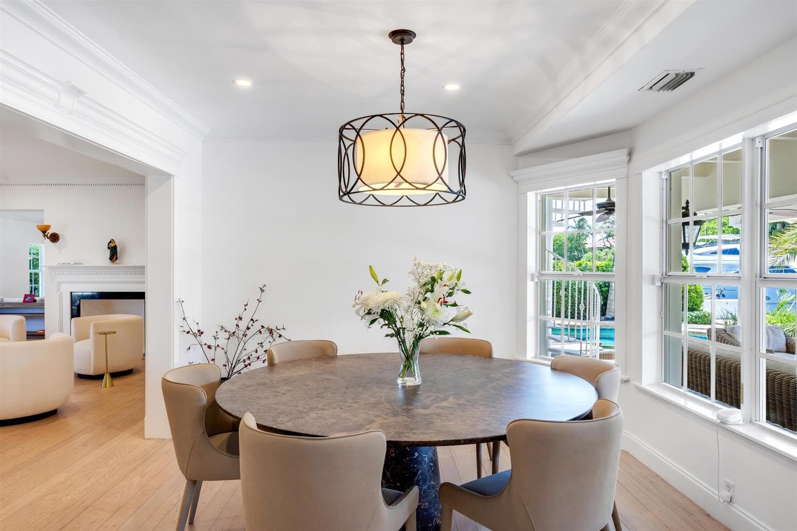 609 Coral Way photo 23