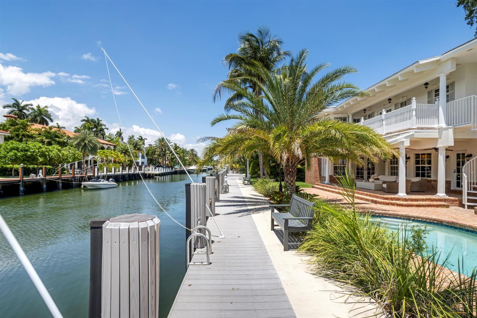 609 Coral Way photo 7