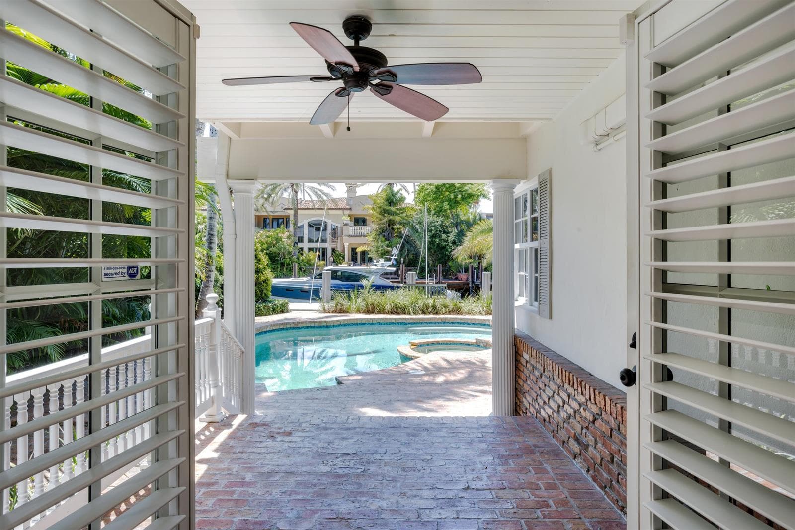 609 Coral Way photo 19