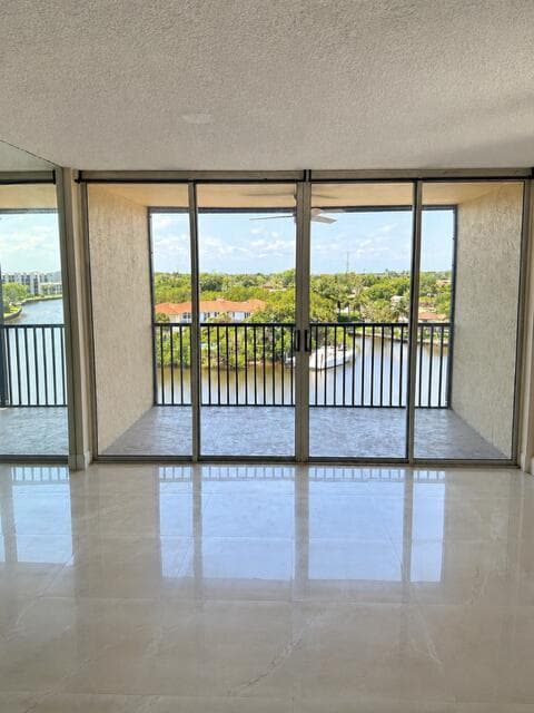 22 Royal Palm Way 606 photo 15
