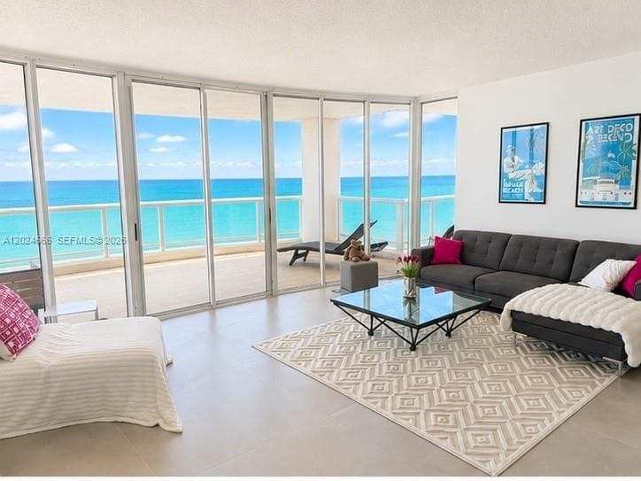 4201 Collins Ave 1503 photo 1