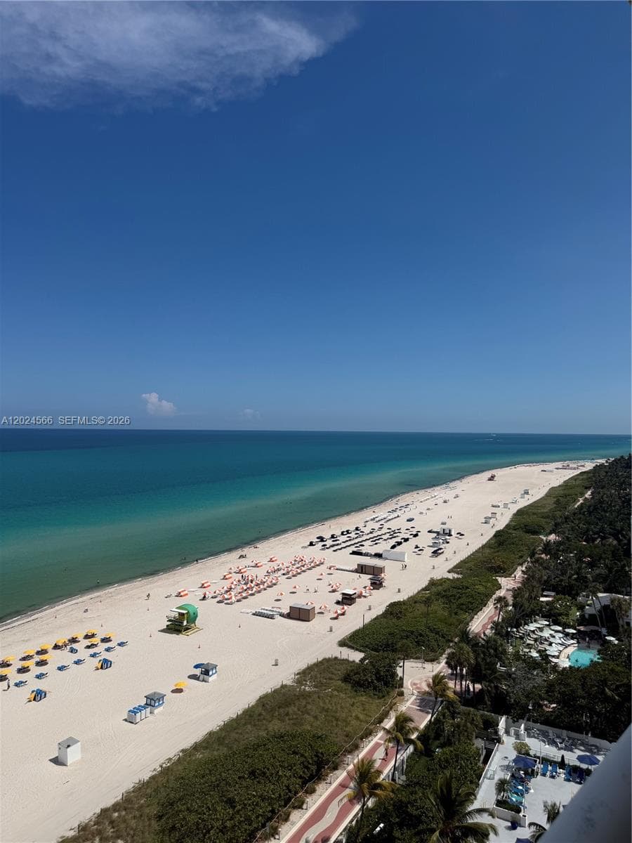 4201 Collins Ave 1503 photo 19