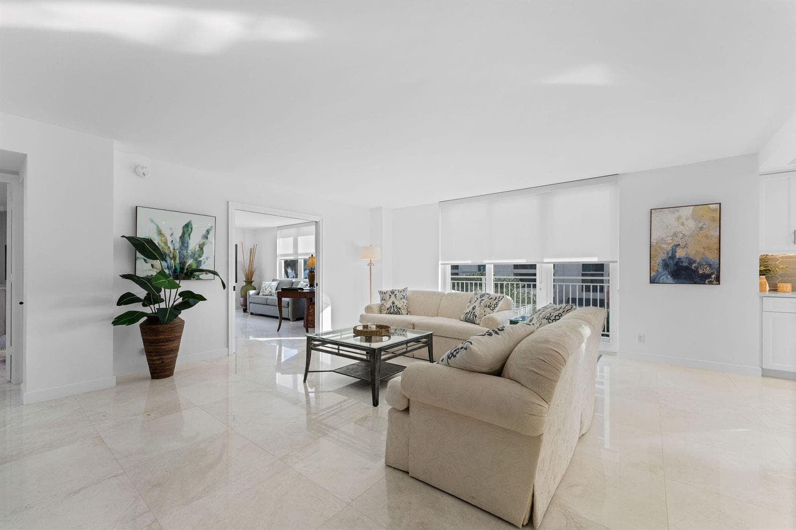 500 Ocean Drive E-2d photo 12