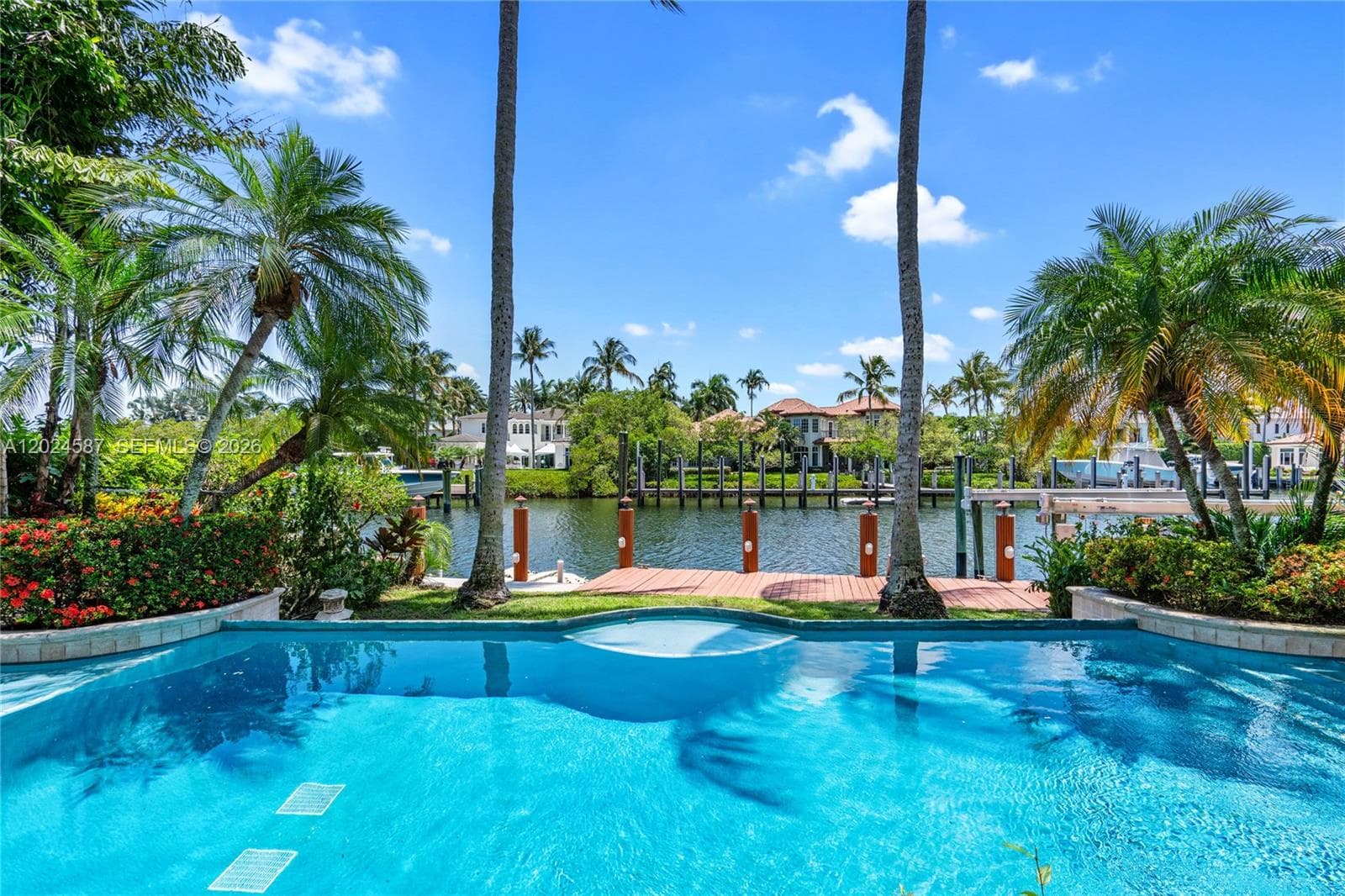 832 Harbour Isle Place 3