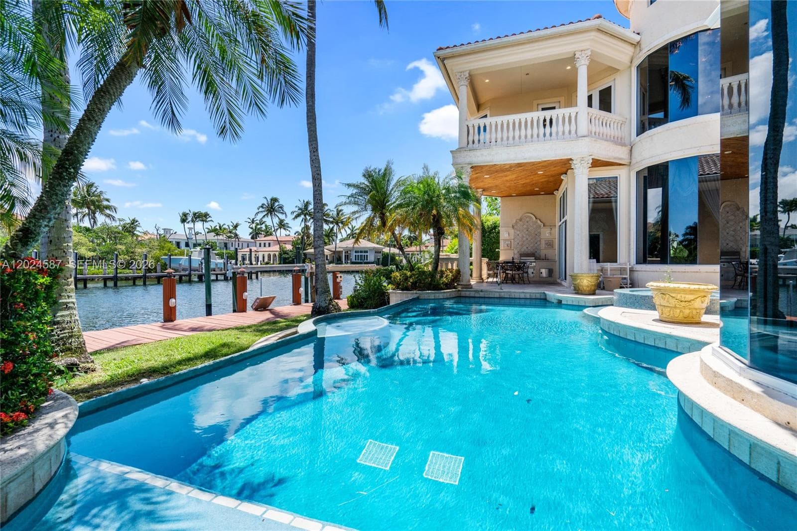 832 Harbour Isle Place 4