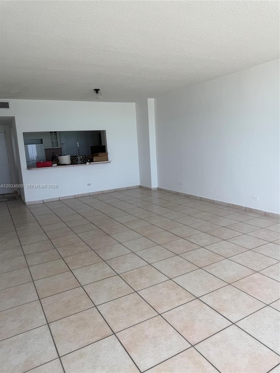 5601 COLLINS AV 607 photo 13