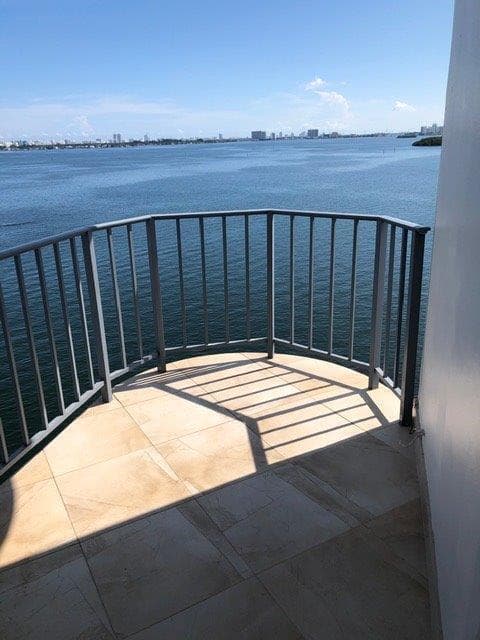11930 N Bayshore Drive N 706 photo 12