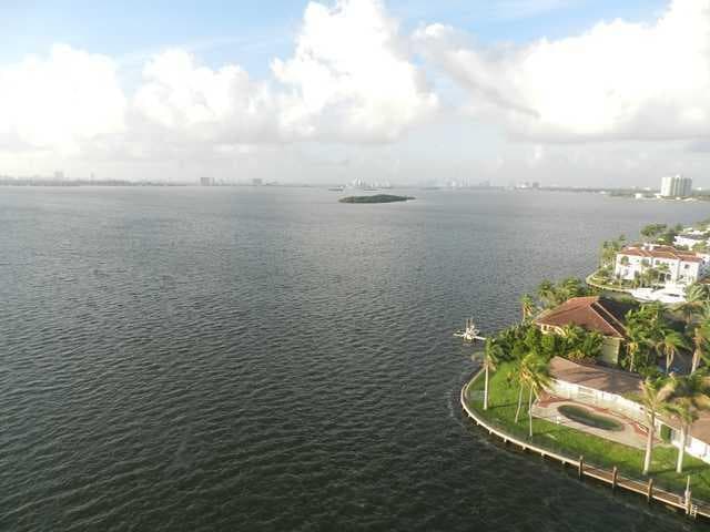 11930 N Bayshore Drive N 706 photo 5