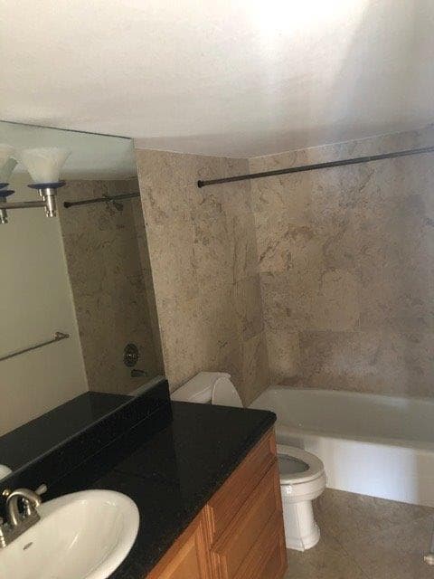11930 N Bayshore Drive N 706 photo 11