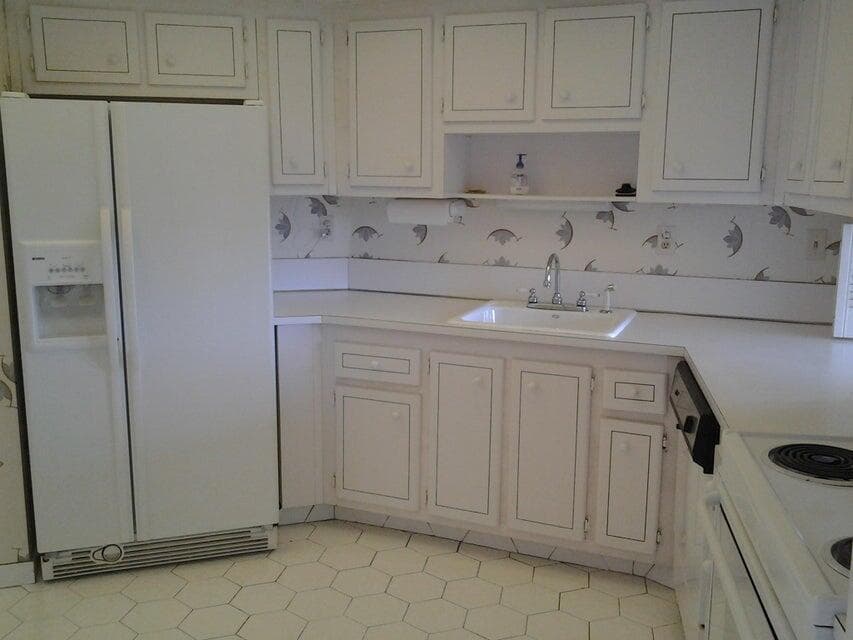 11930 N Bayshore Drive N 706 photo 8