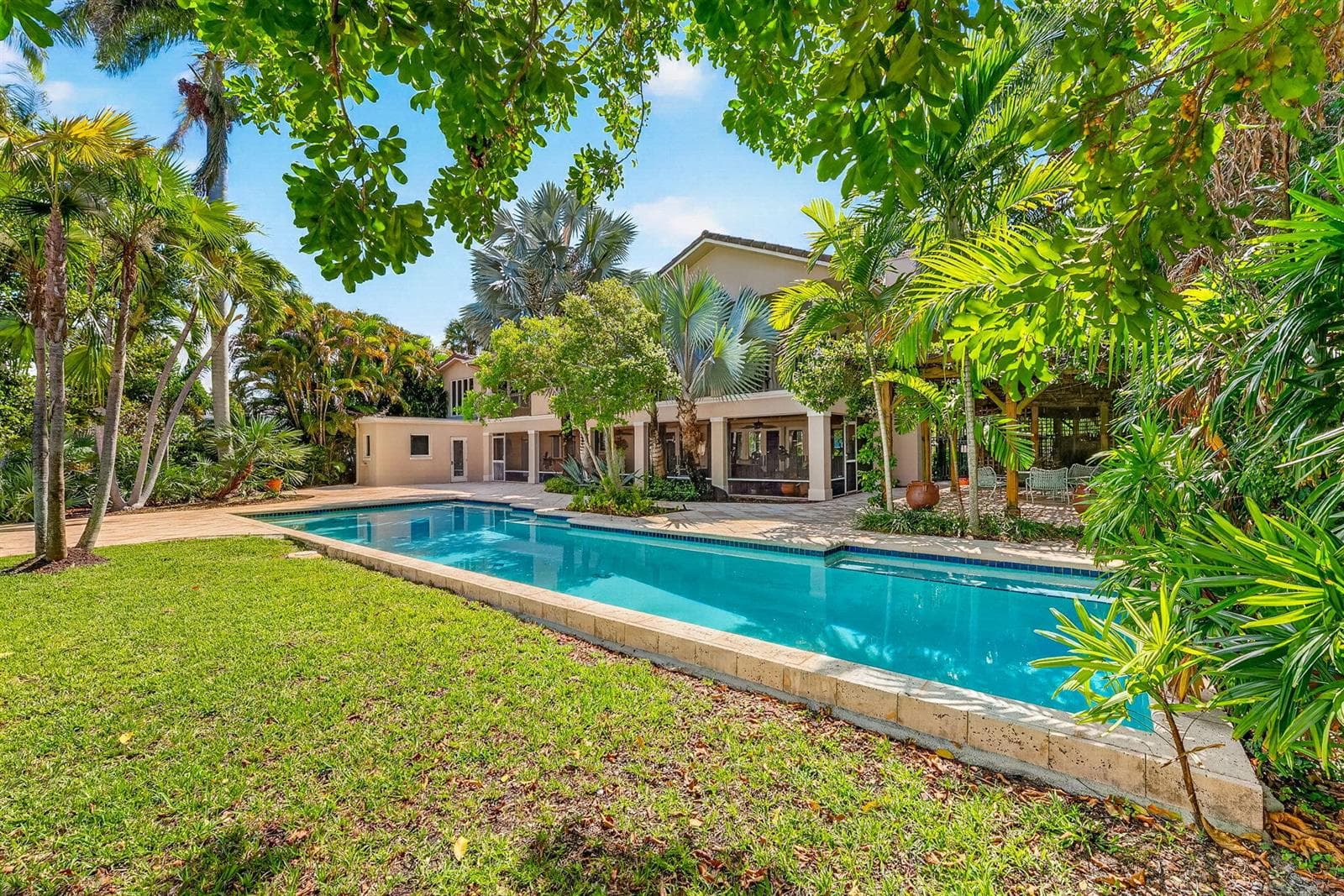 829 Coconut Drive photo 6